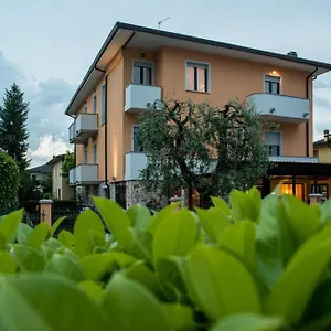 Szálloda Fiordaliso, Sirmione